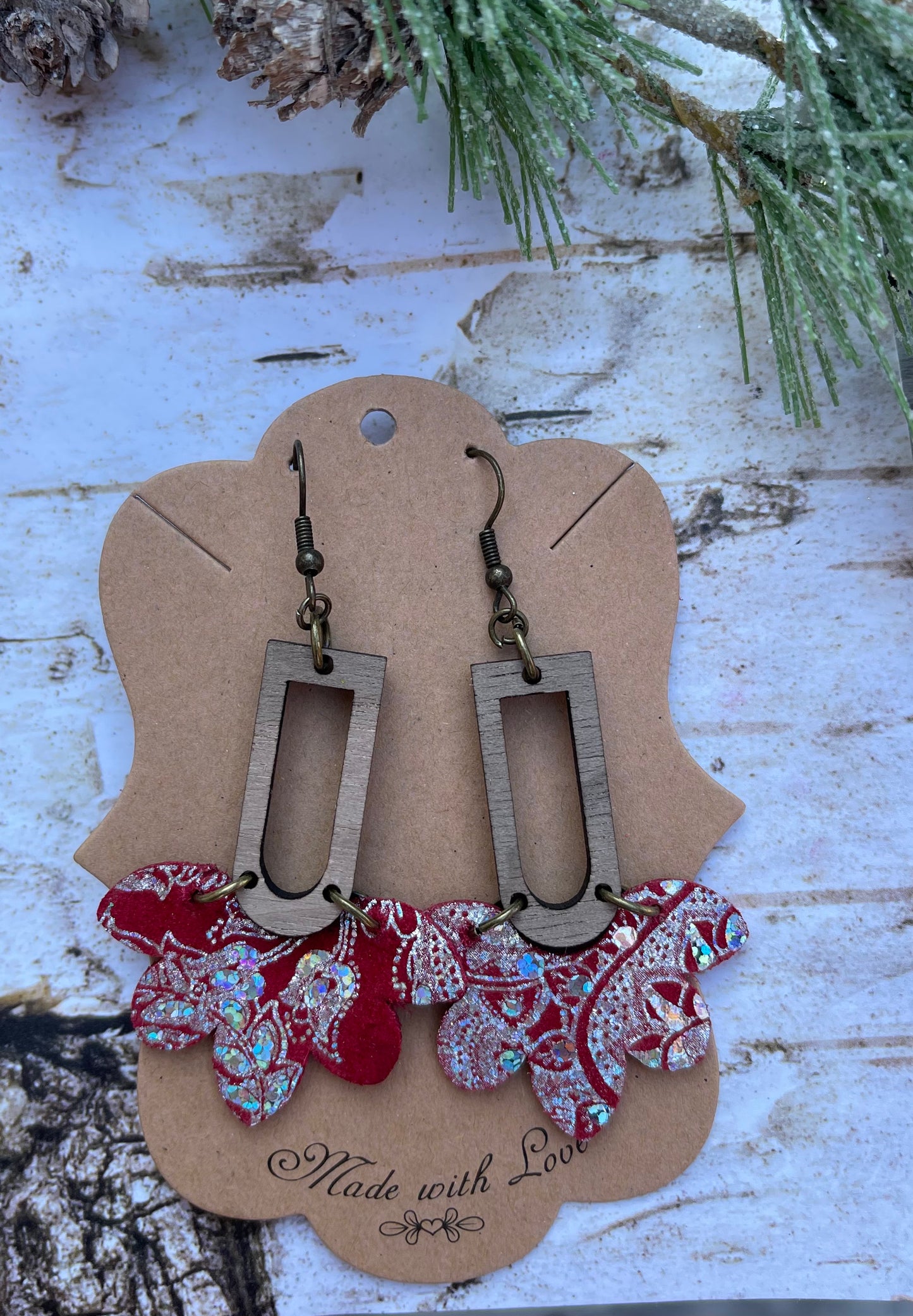 Christmas Cheer Red Stella Earrings