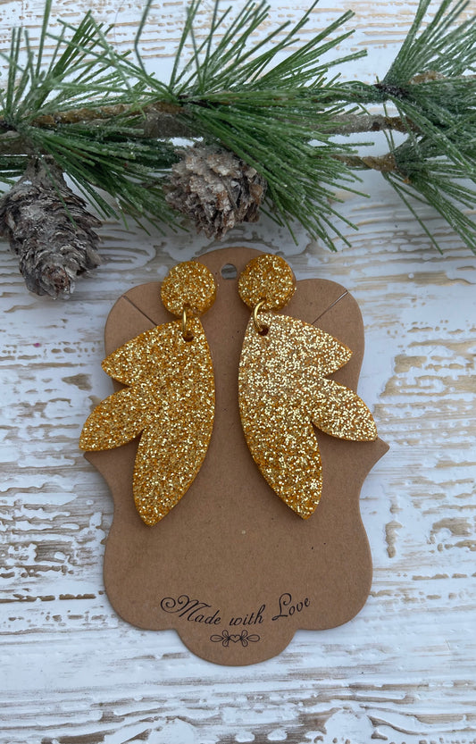 Golden SparkleS Scallop Earrings