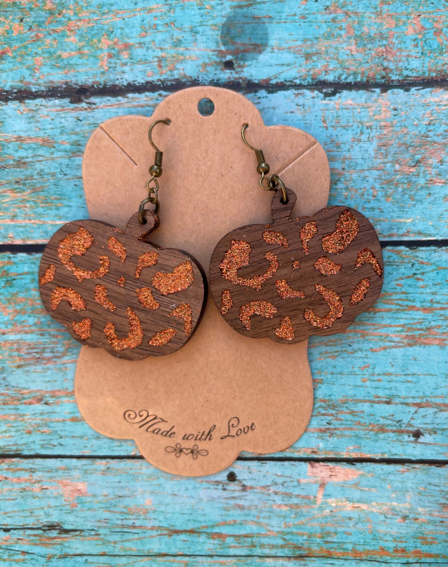 Cheetah Engraved Walnut Mini Pumpkins